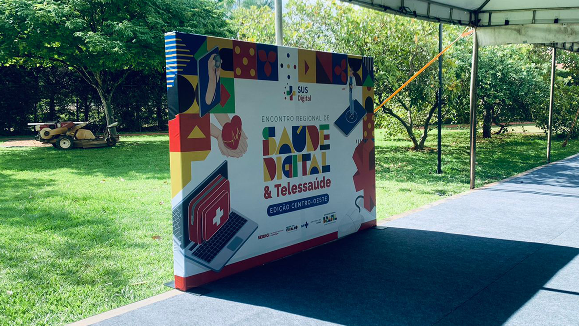 ngd-nucleo-grafico-empresa-backdrop-1920x1080-evento-sus-digital-telesaude